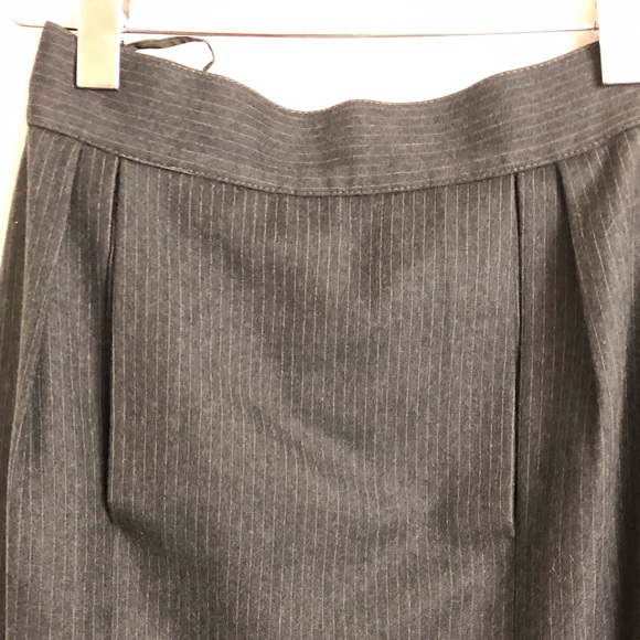 Ladies 100% Wool Pinstripe Suit XCLNT CONDITION - Picture 5 of 6